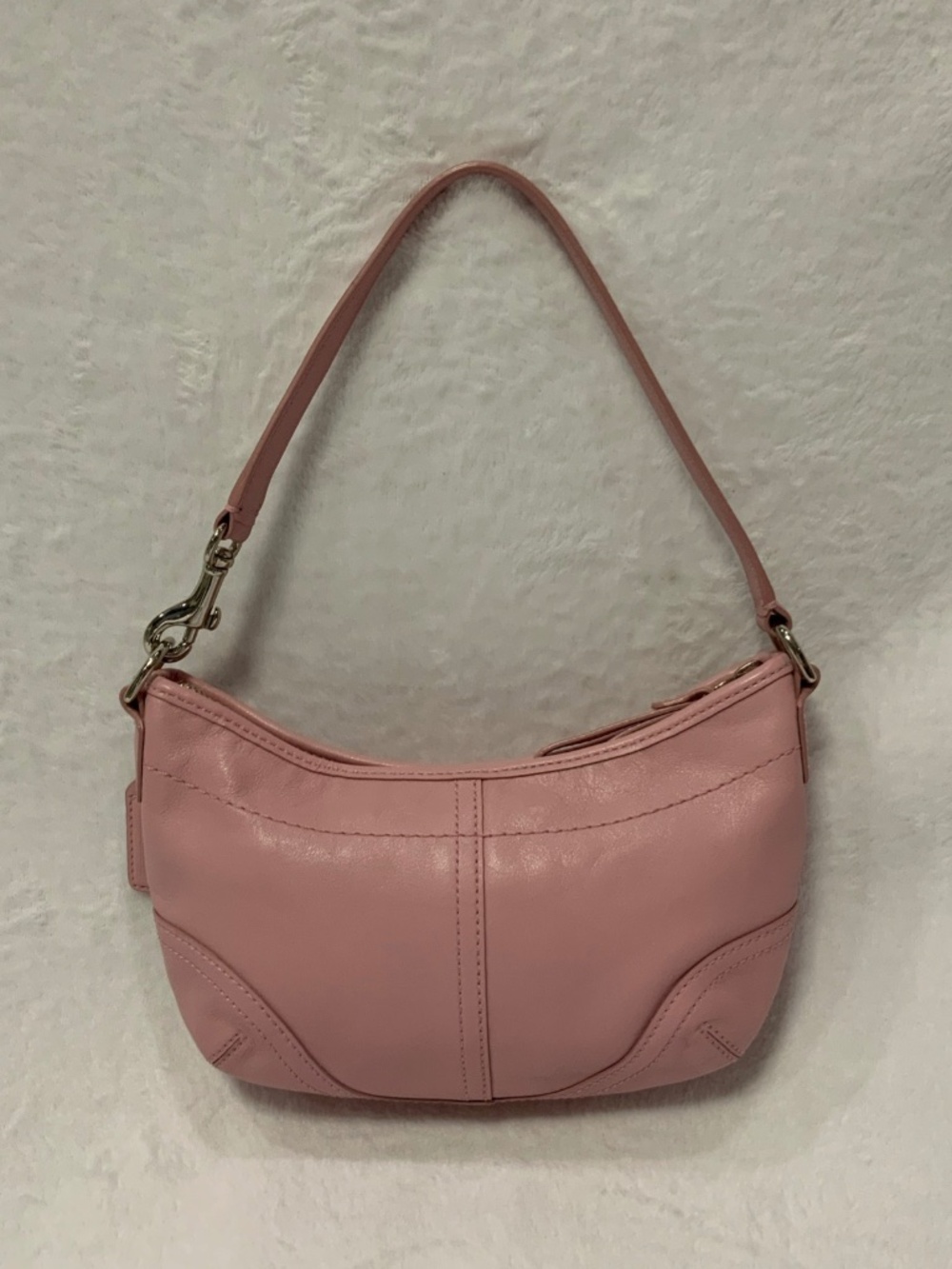 Vintage Coach Small Soho Light Pink Leather Shoulder Bag Purse Y2K, 4283